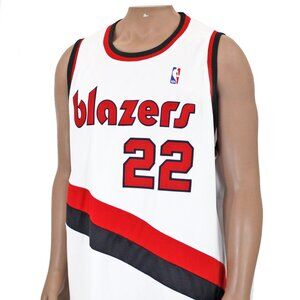 MITCHELL & NESS PORTLAND TRAILBLAZERS CLYDE DREXLER JERSEY: Size 58